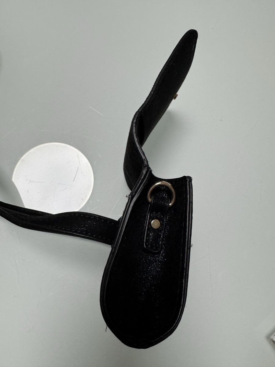Taschen für Damen: Elegante borsetta nera a tracolla da cintura – Gebraucht aus chur von merygori 4
