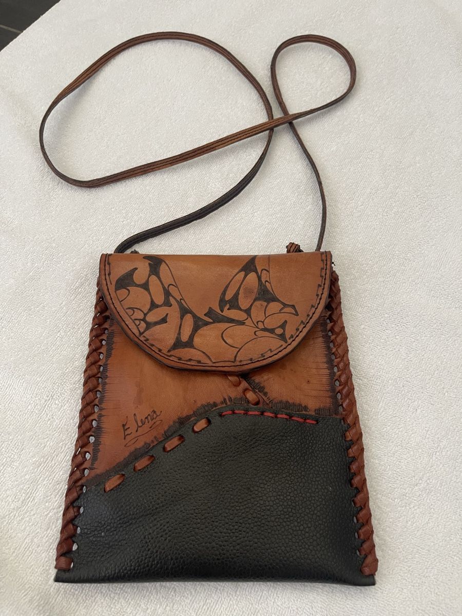 Borse & Zaini: Handtasche – Nuovo (secondo la descrizione) da Kaiseraugst venduto da muddy_fox