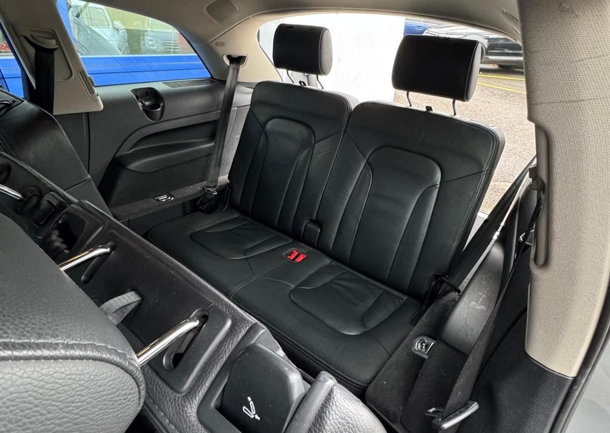 Audi Automobili: Audi Q7 3.0 TDI quattro / AdBlue – Usato da Domat/Ems venduto da pek_bwf2 7