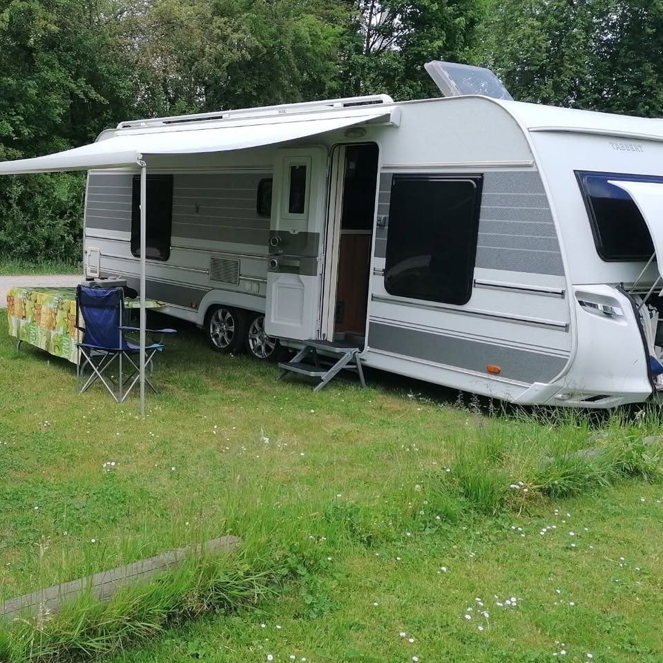 Rimorchi: Luxus Wohnanhänger Tabbert W26 Bellini 655 – Usato da Wald ZH venduto da Jamesbond069