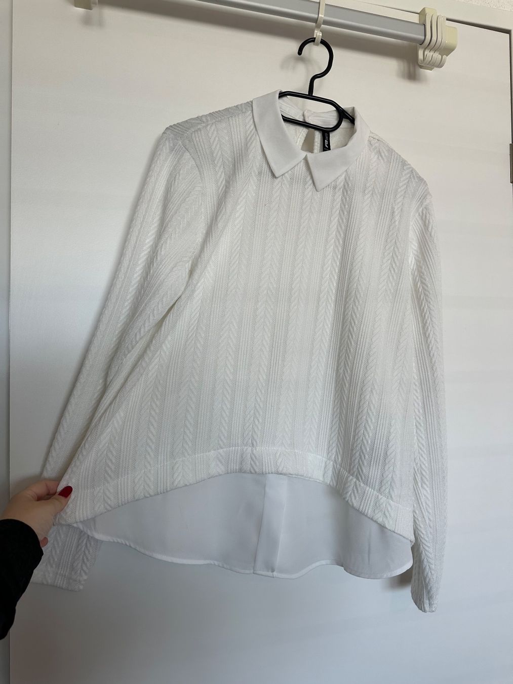 Pullover & Sweatshirts: Damenpullover weiss Strick & Bluse - S/M - NEU! – Neu und originalverpackt aus Pfäffikon SZ von ansyyy 1
