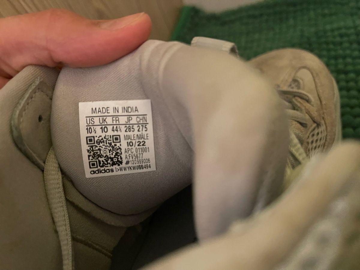 Adidas Herrenschuhe: Yeezy Desert Boot Salt Size 10.5 Sneaker – Gebraucht aus Frauenfeld von and_kbx5 4