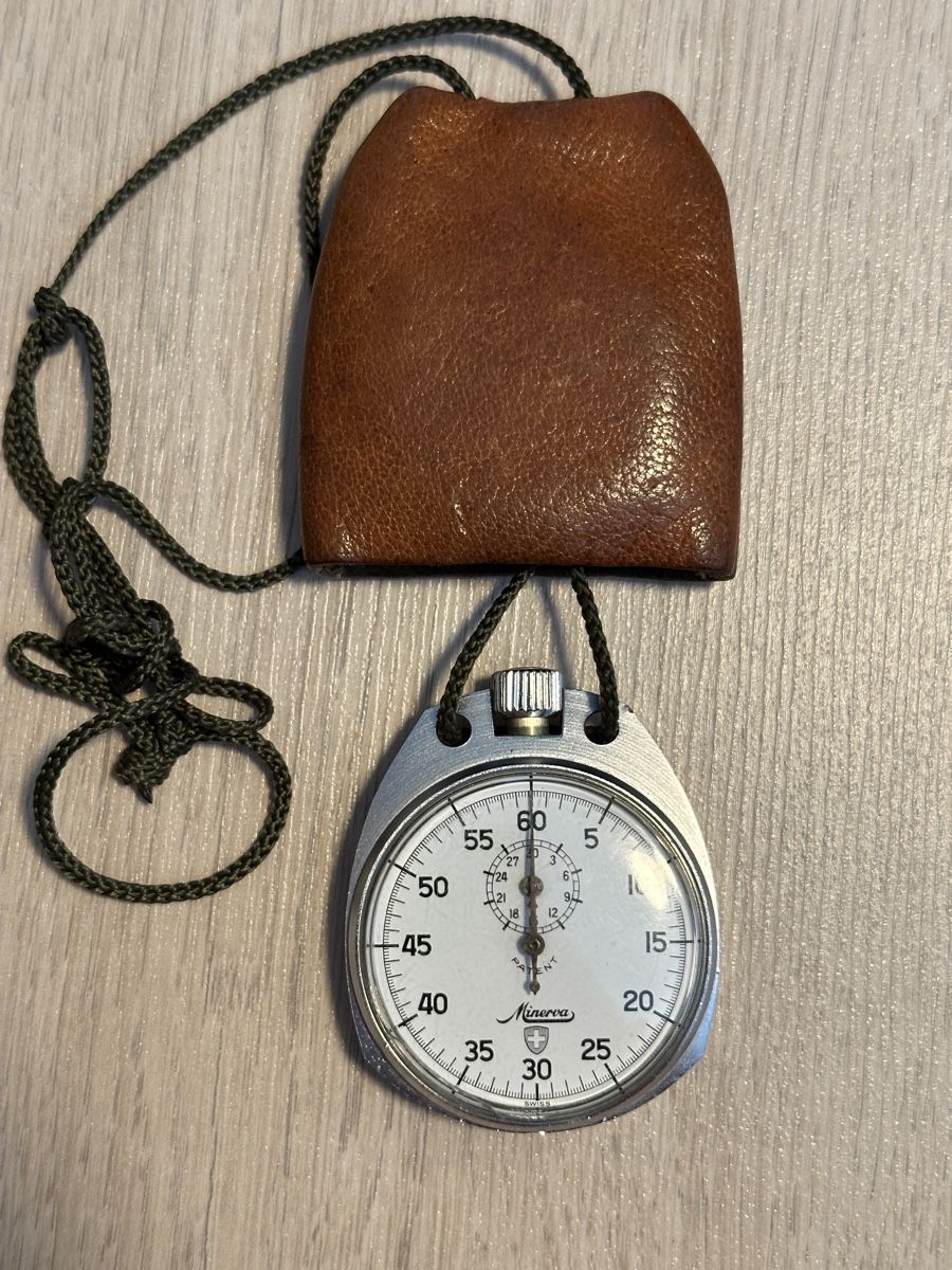 Minerva Orologi: Originale Minerva Stoppuhr der Schweizer Armee – Usato da Hinwil venduto da sin_9j5s