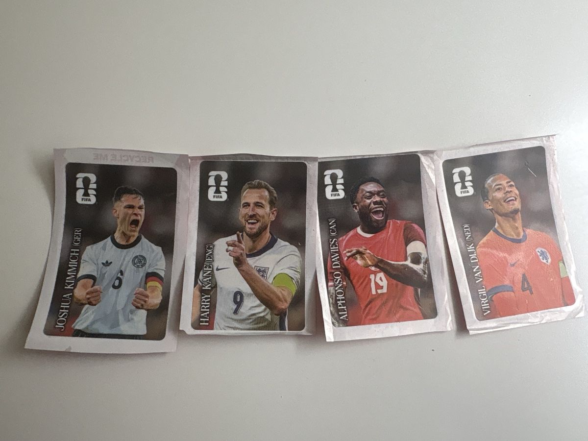 Panini Carte collezionabili: 4 x carte coca panini 2026 – Nuovo (secondo la descrizione) da Lausanne venduto da Lemanchot