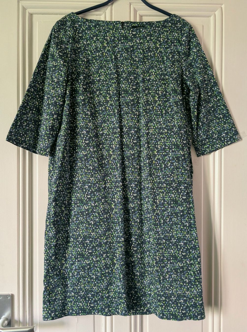 Cos Vestiti: COS : Elégante robe imprimé "vitrail" vert 42-44 – Nuovo e nell'imballaggio originale da Petit-Lancy venduto da lilycerise