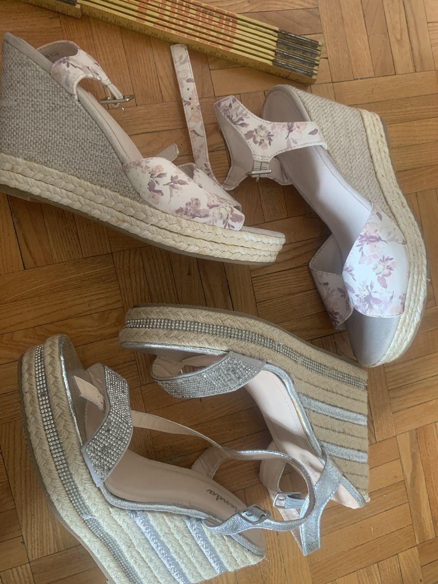 Scarpe da donna: 2 Sandale gr 39 – Usato da Gutenswil venduto da Bregenzer8610 6