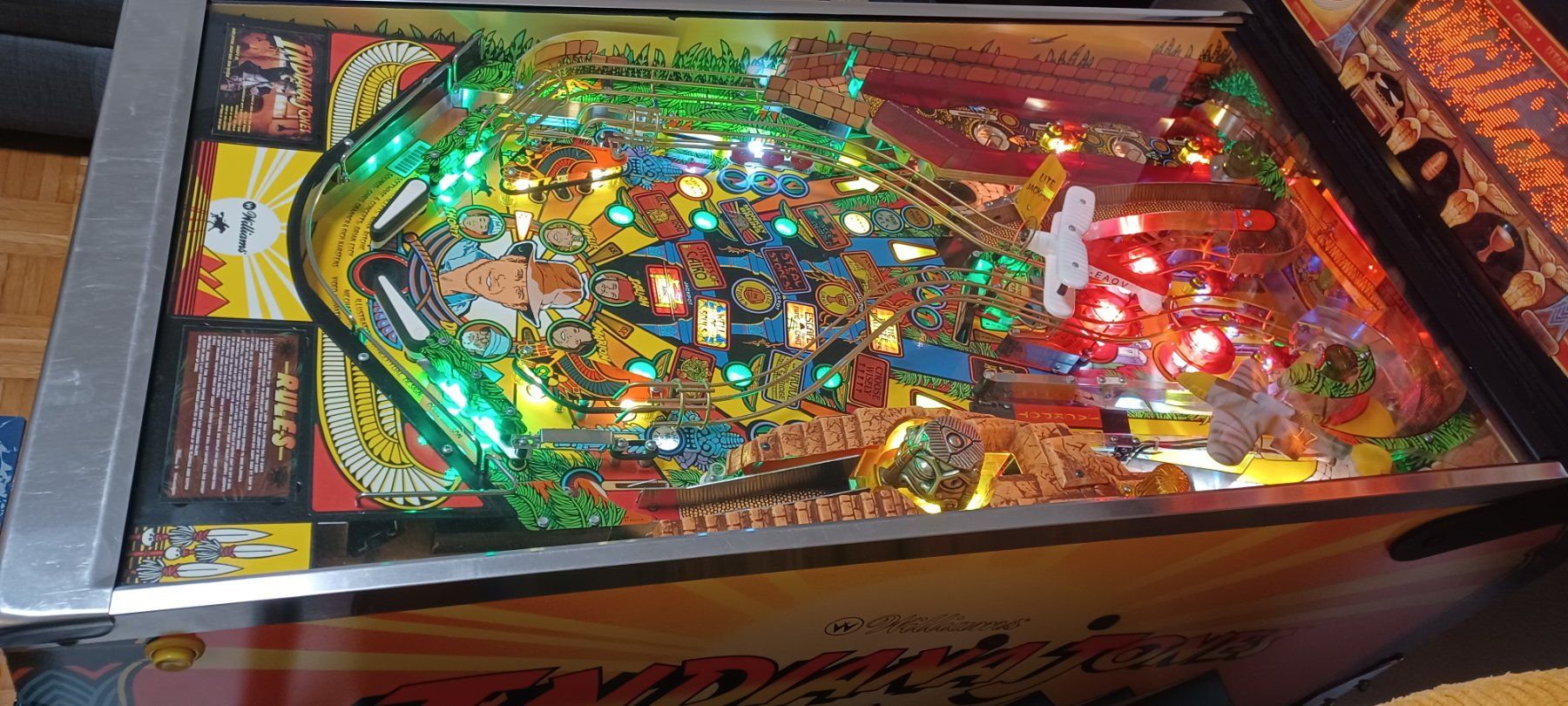Williams Flipperkästen: Flipper Indiana Jones williams – Gebraucht aus Bellinzona von babalu2000 2