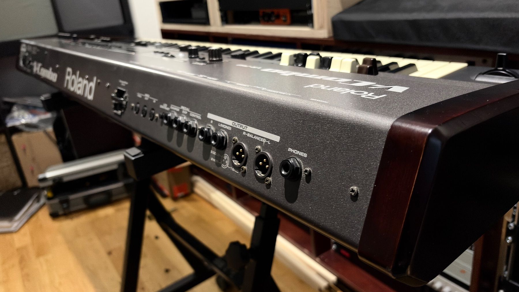 Roland Musikinstrumente: Roland V-Combo VR-760 + Zubehör – Gebraucht aus Winterthur von denisskoklive 5