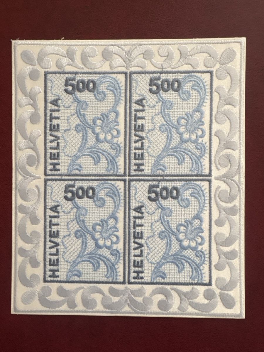 Tutti i francobolli: Patchwork timbre brodé Suisse Helvetica 500 Collection – Nuovo (secondo la descrizione) da Carouge GE venduto da irma016