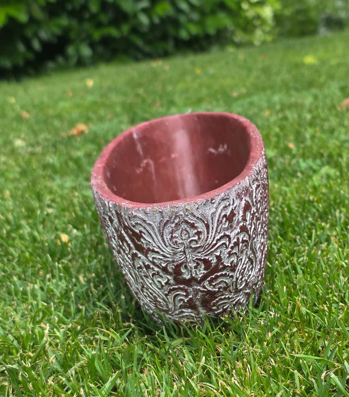 Vase & Récipients: Schöne Blumenvase oval rot mit Muster  – D'occasion à Rheinsulz par Dred 2