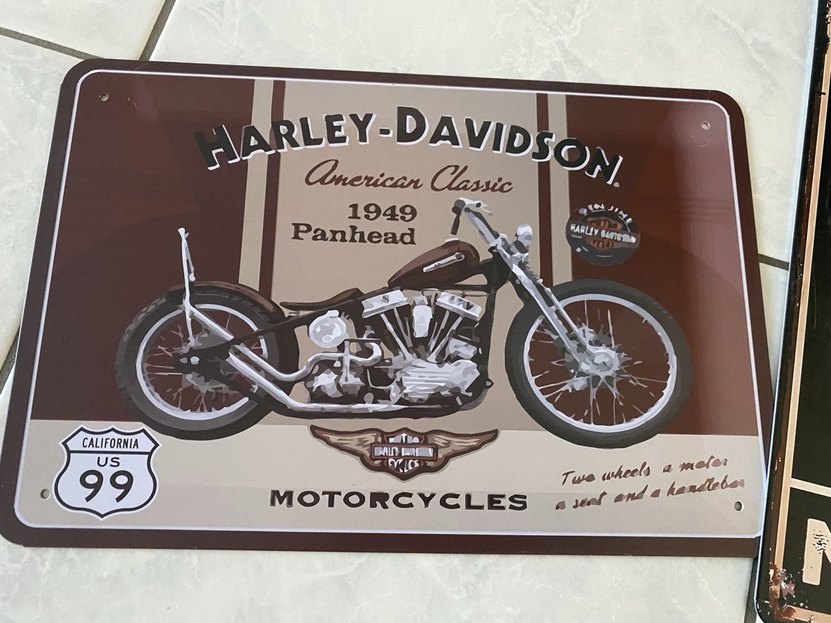 Insegne: 2 Blechschilder Harley Davidson und Nice Butt💀, Neu! – Nuovo (secondo la descrizione) da Buchrain venduto da Sisi83 1