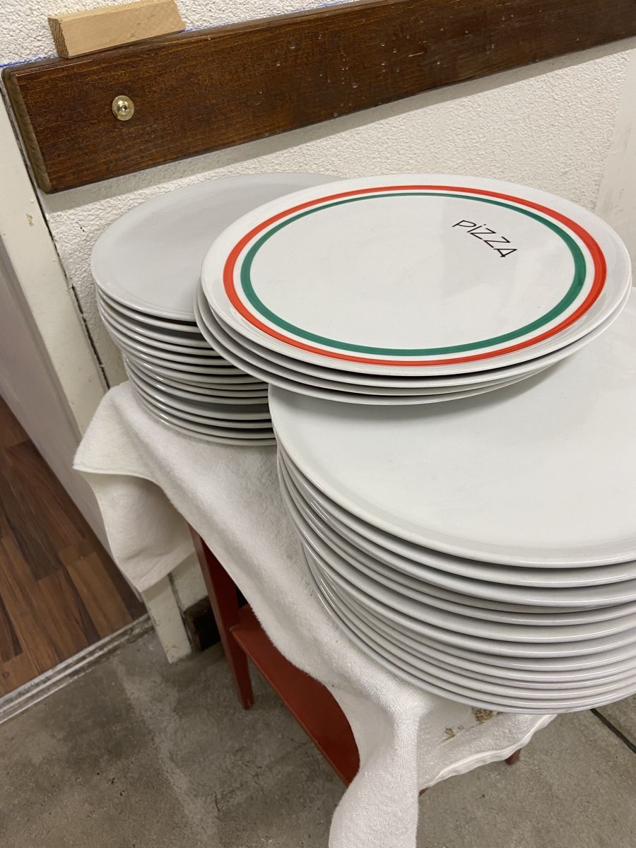 Piatti: Pizza Teller Set, Gastronomie 34stk! – Usato da Dietikon venduto da brocki-eyra 2