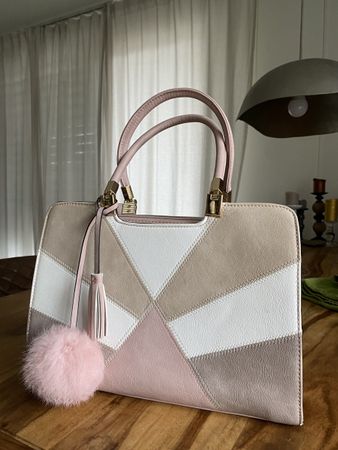 Handtasche