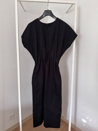 ZARA MIDIKLEID MIT ZIERFALTEN, Gr. XS, NEU + Etikett schwarz