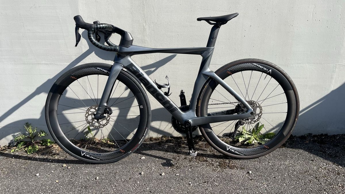 Bianchi Biciclette: Bianchi Rennvelo, Oltre Comp – Usato da Rothrist venduto da Saroman