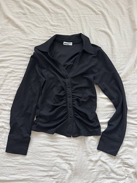 Chemisiers: Camicia Nera  – Neuf avec emballage d'origine à Vacallo par zoe_227m