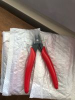 Neu Saitenschneider Seitenschneider mit roten Griffen!
