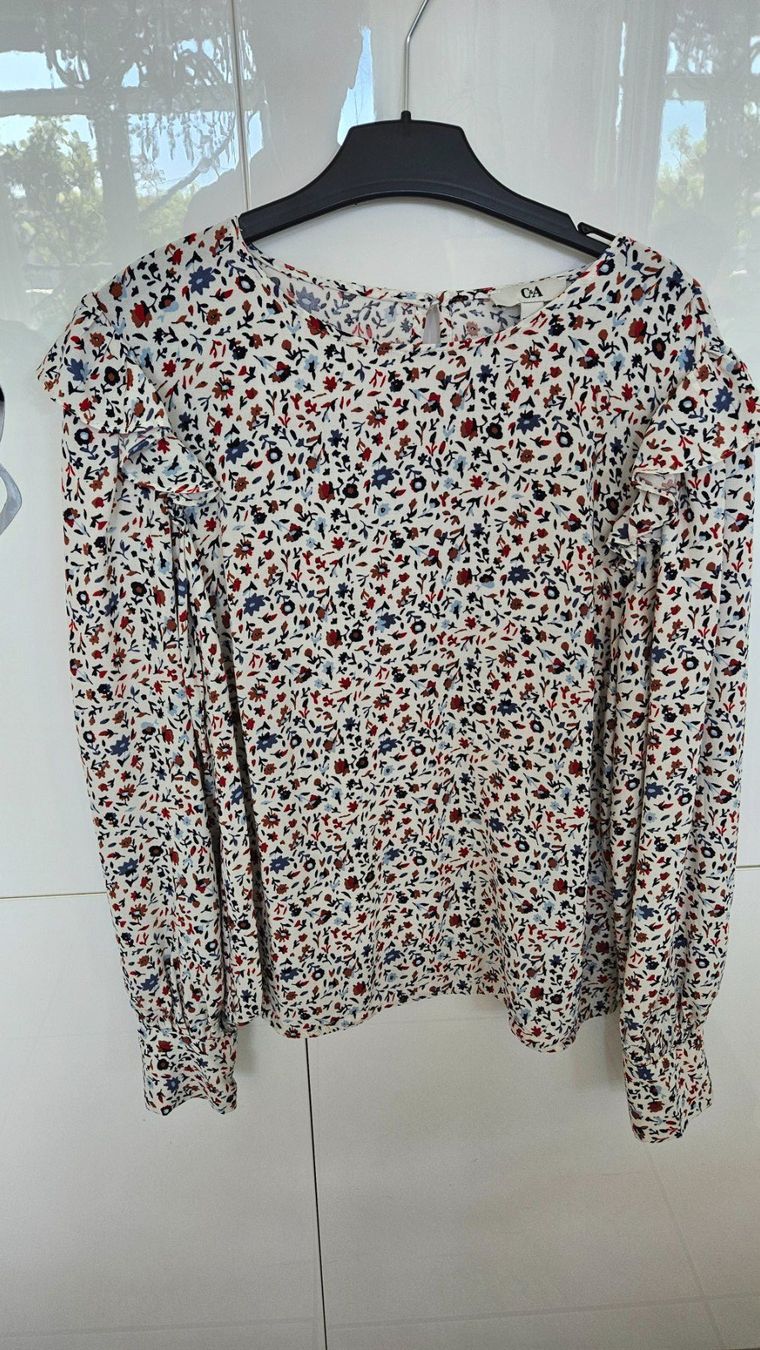 C&A Camicette: Hübsche Bluse mit Blumenmuster, Gr. 36, Top Zustand! – Usato da Gossau ZH venduto da fashiontwo