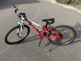 Specialized Hotrock 24” Kinder-Mountainbike, Fully, 21-Gang