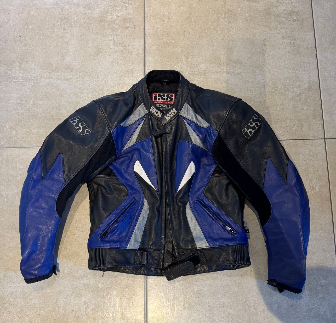 Giacche: Motorcycle leather Jacket IXS – Usato da Neuchâtel venduto da leo_t5mr