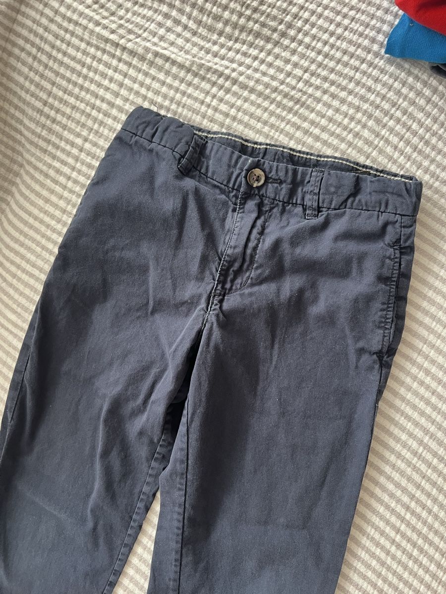 H&M Pantaloni: H&M HOSE NAVY GR 128 – Usato da Basel venduto da theo-g77 1