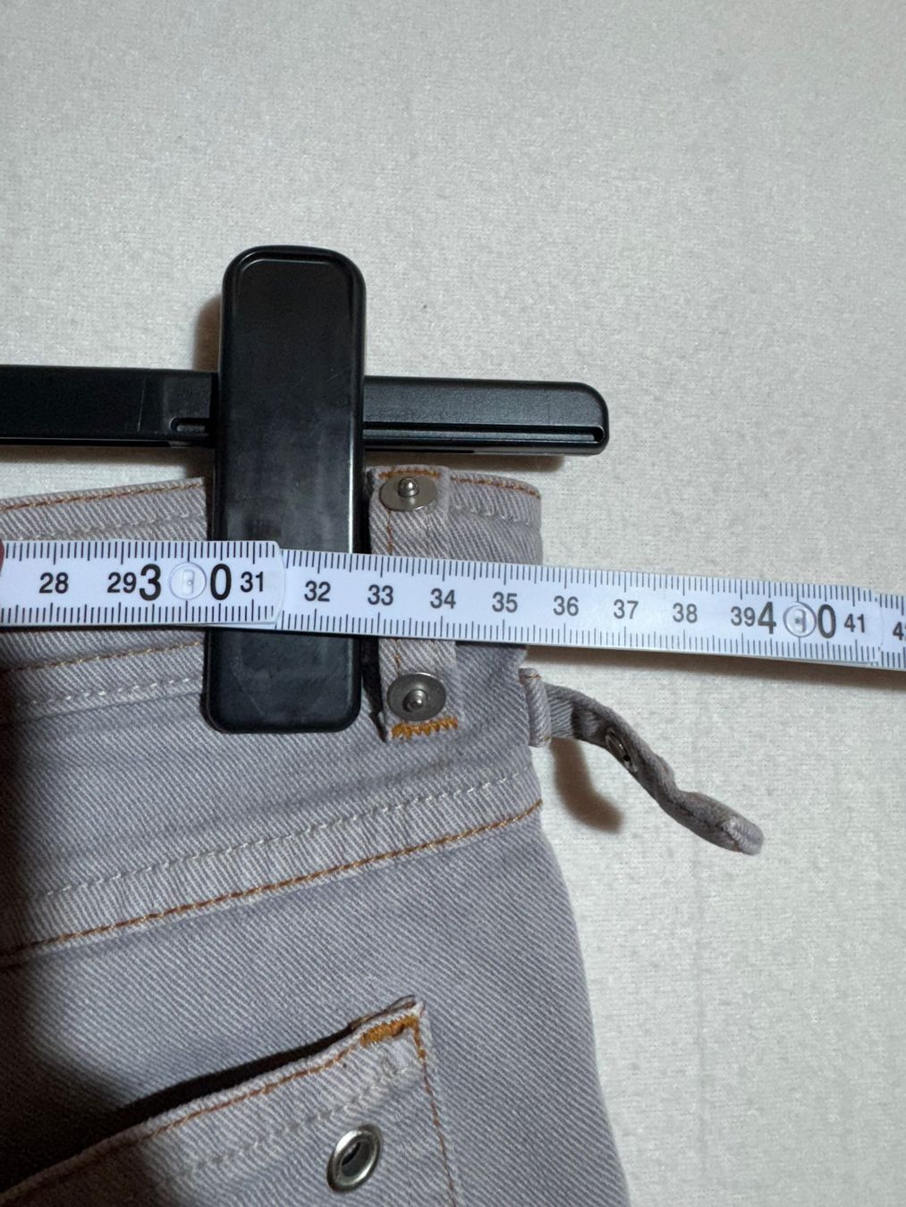 Jeans: Graue Jeans gr. 36 – Usato da Grosswangen venduto da SALE_SALE_SALE 7