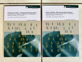 2 Rechtsbücher Management-Basiskompetenz compendio