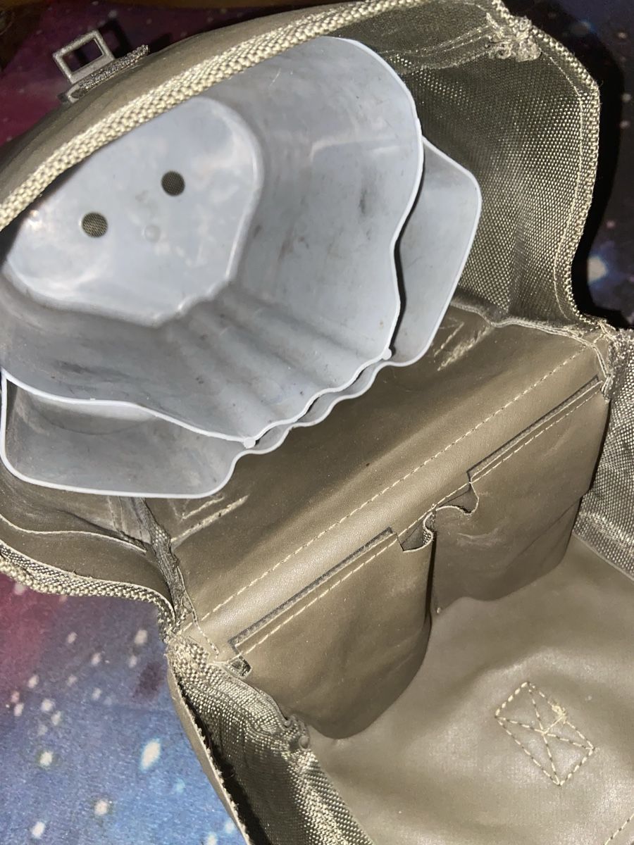 Schweizer Armee Borse: Schweizer Armee ABC Abwehr Material Tasche, GT90 , 1989 – Usato da Ostermundigen venduto da bargirl 1