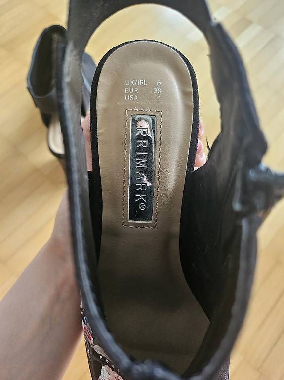 Scarpe da donna: Primark Boots/Peeptoe heels – Usato da Bern venduto da Koeivi2000 2