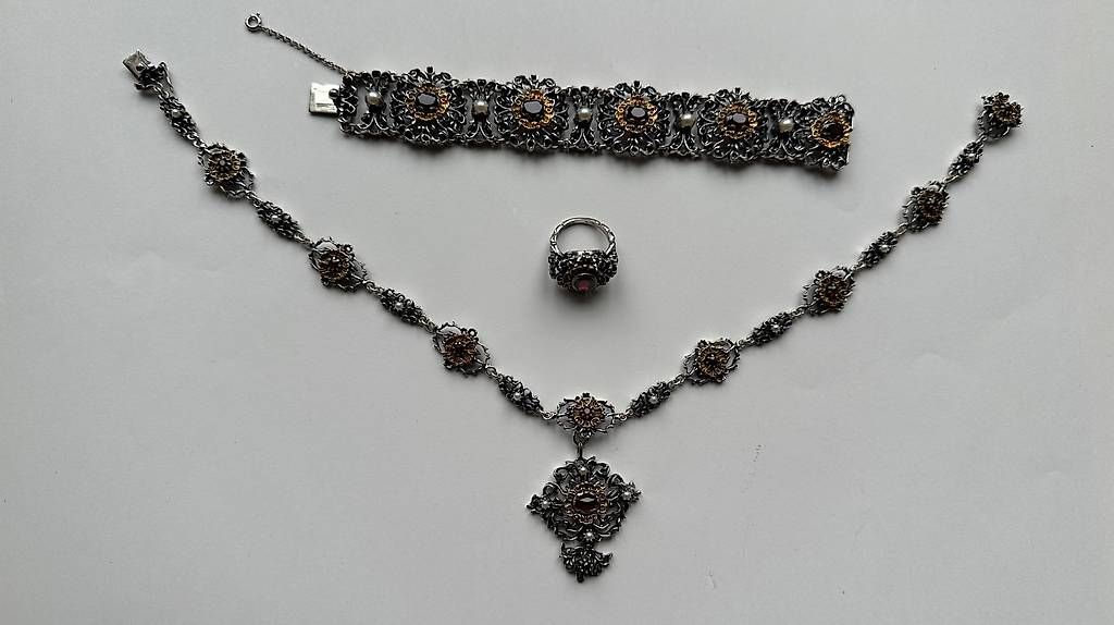 Altri gioielli: Trachtenschmuck – Usato da Basel venduto da lurker77