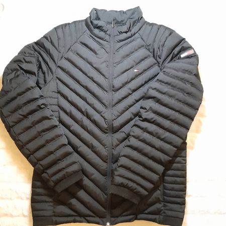 Doudoune Tommy Hilfiger Denim, taille M – comme neuve!