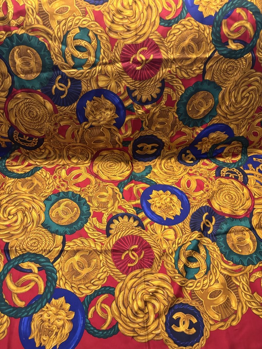 Chanel Foulards, Tücher & Schals: CHANEL Schal – Gebraucht aus Rotkreuz von Vintage_lover1 3