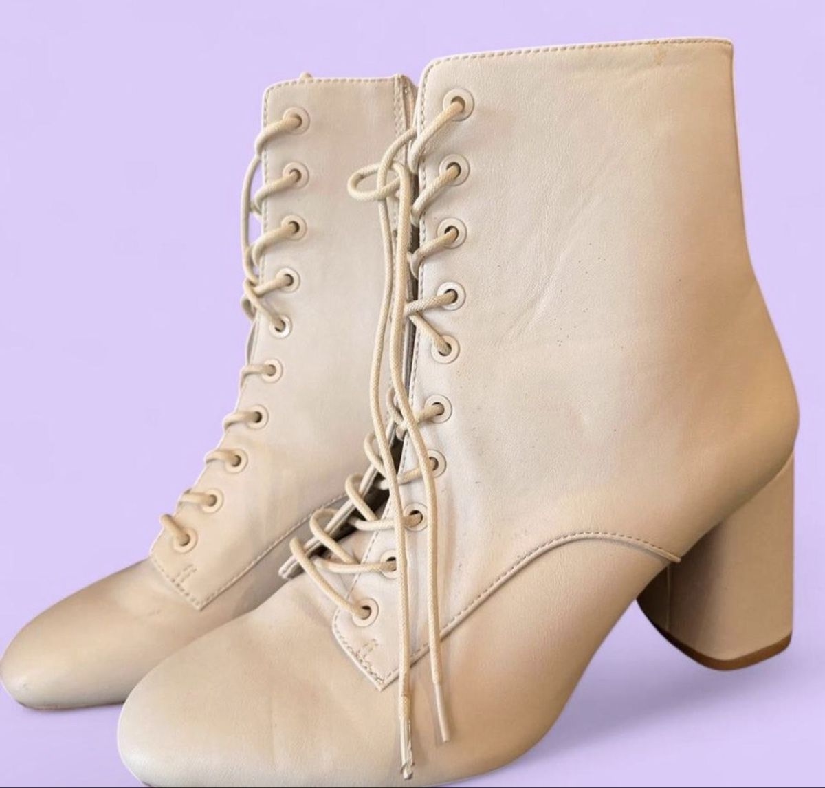 Stradivarius Scarpe da donna: Beige Schnürstiefel von Stradivarius – Usato da Lenzburg venduto da Vani1313 1