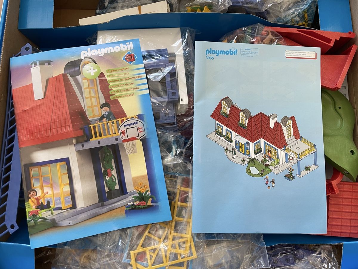 Playmobil Giocattoli: Playmobil Wohnhaus 3965 – Usato da Therwil venduto da AmberWaves 1