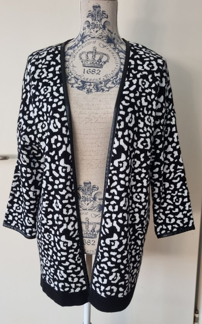 Jacken: BONPRIX | Cardigan Gr. 36/38 – Gebraucht aus Basel von Lemonn