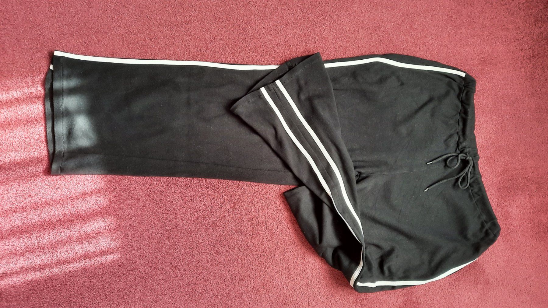 Pantaloni: Trainerhose Freizeithose Gr. Xl / 44 – Nuovo (secondo la descrizione) da zufikon venduto da braemestaender01