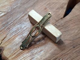 1 schöne Möbel Schlüssel Rosette, Messing (3615#MBS3)