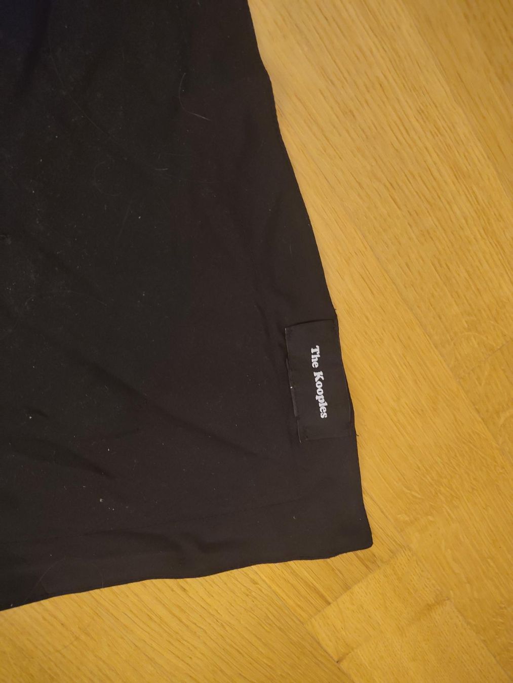 Kooples Foulard & Sciarpe: Damen Dreieckstuch The Kooples – Nuovo (secondo la descrizione) da Zürich venduto da ale_7k2j 1