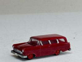 GB5- Eko Opel Kapitän hellbraunrot