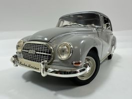 Auto Union 1000 S 1:18, grau-schwarz, REVELL