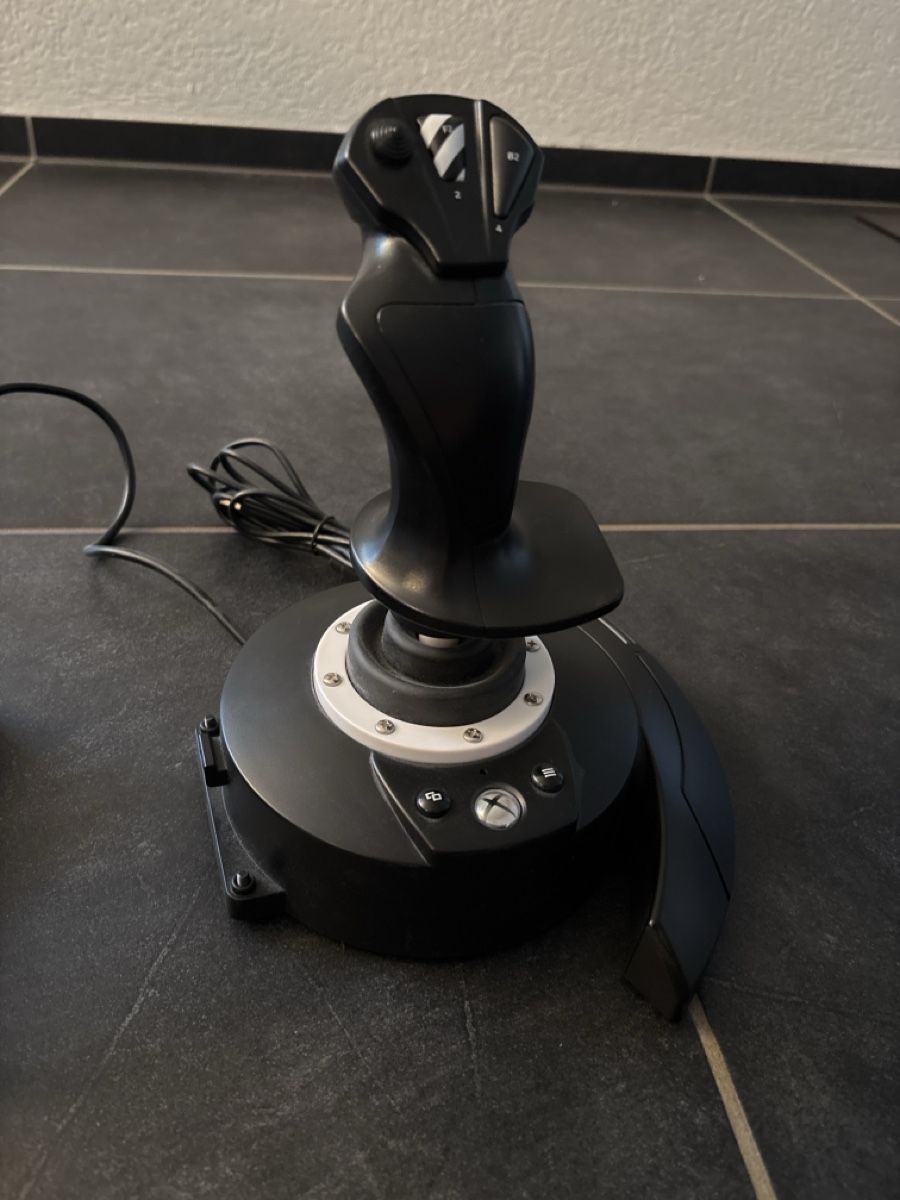 Thrustmaster Controller: Thrustmaster T-Flight Hotas X – Gebraucht aus Obfelden von L1nus22 1