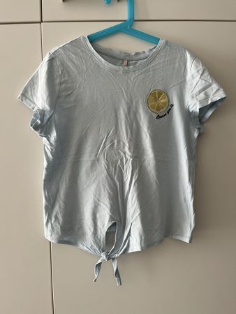 T-Shirt hellblau Grösse 146-152 mit Zitronenmotiv