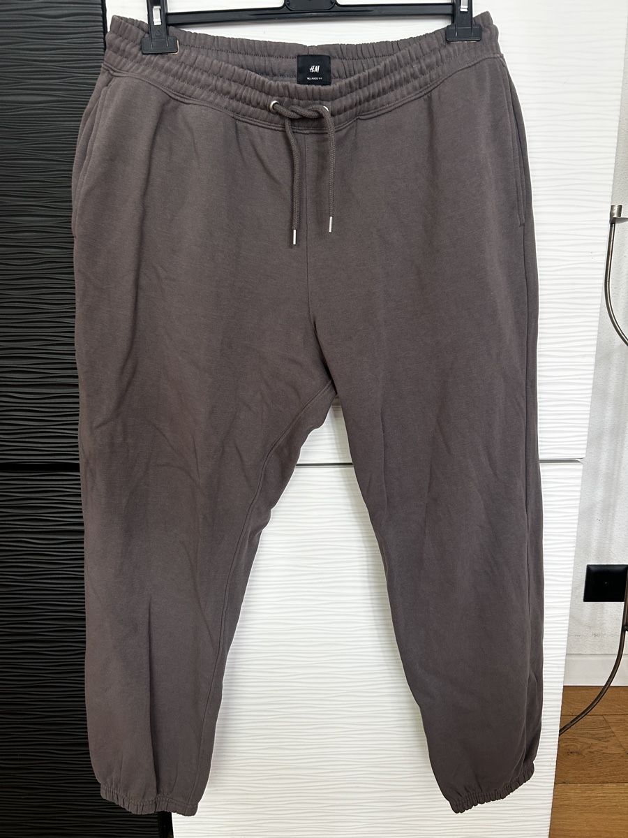 H&M Pantaloni: Sport Hosen Grau – Usato da Suhr venduto da Alimary