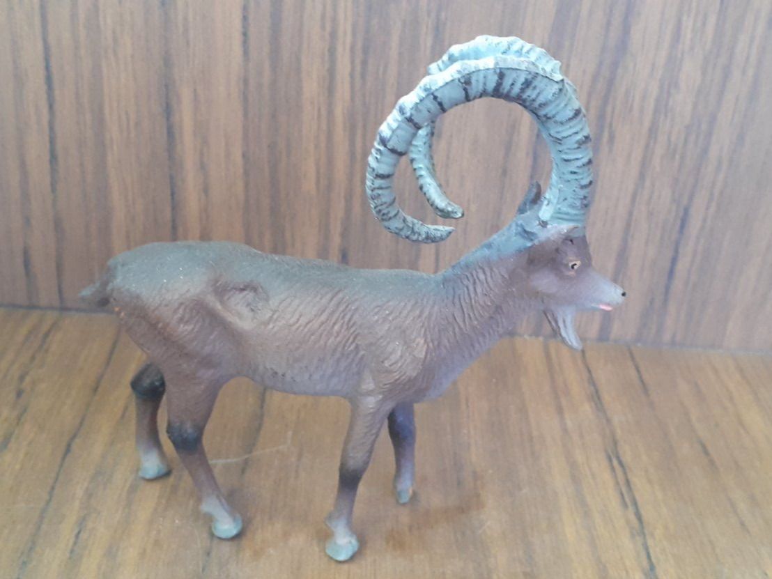 Giocattoli: antike Tierfigur Steinbock – Usato da Mörschwil venduto da lindaswunderkiste 8