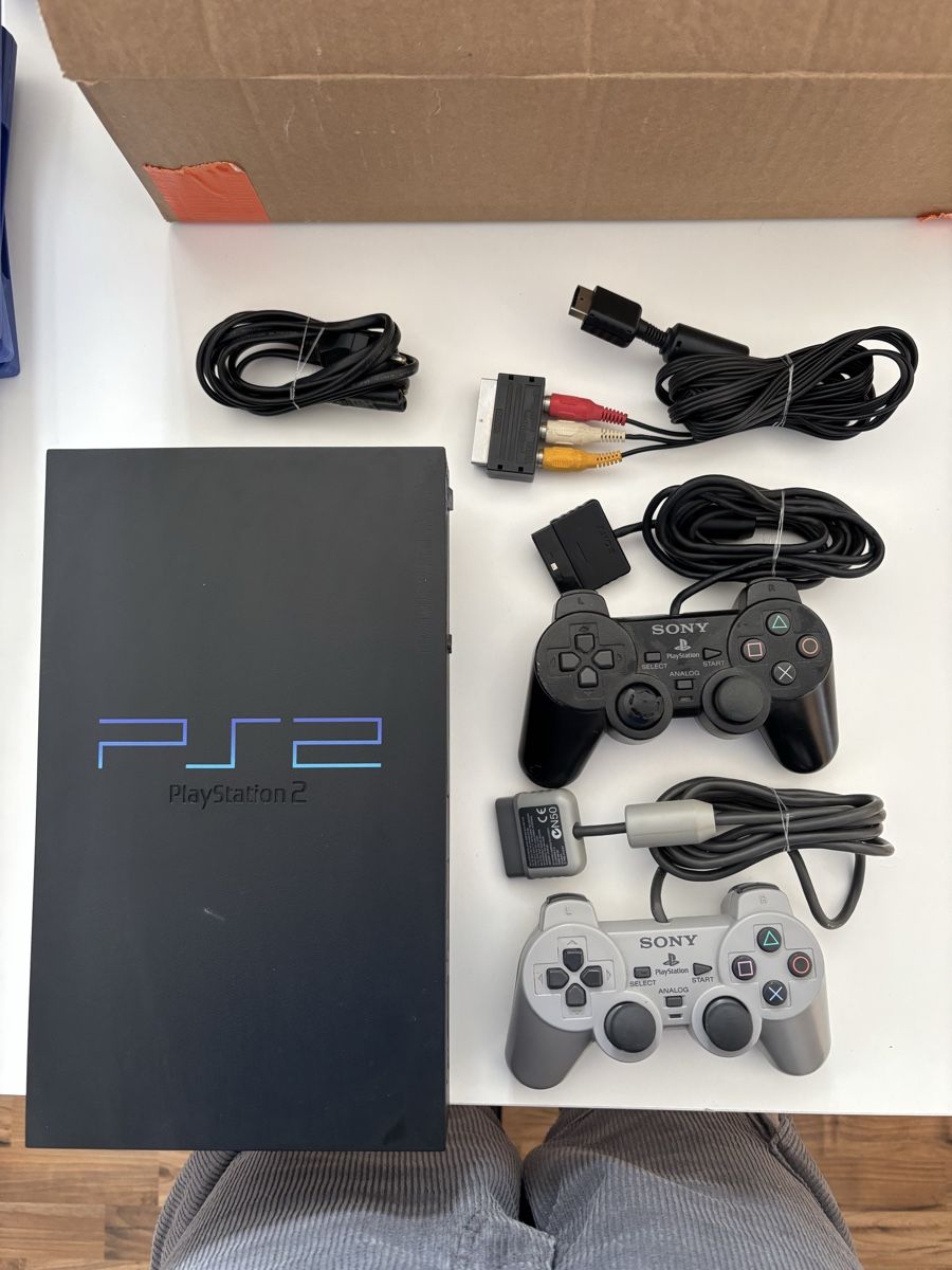 Sony Konsolen: PS2 + jeux + fonctionne – Gebraucht aus La Chaux-de-Fonds von DANIELA19961996