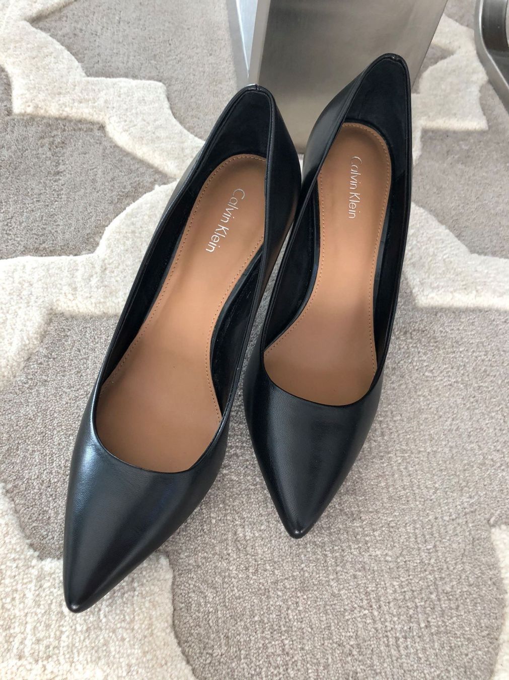 Damenschuhe: CALVIN KLEIN Pumps – Neu (gemäss Beschreibung) aus Winkel von Luxtime 1