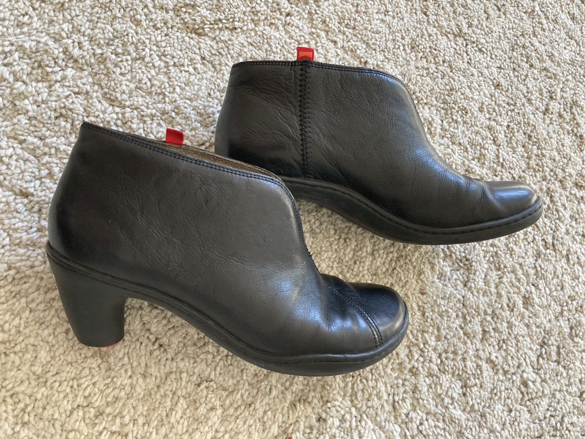 Camper Damenschuhe: Hübsche, originelle schwarze Schuhe Camper Gr. 35-36 – Gebraucht aus Allschwil von waldlachen