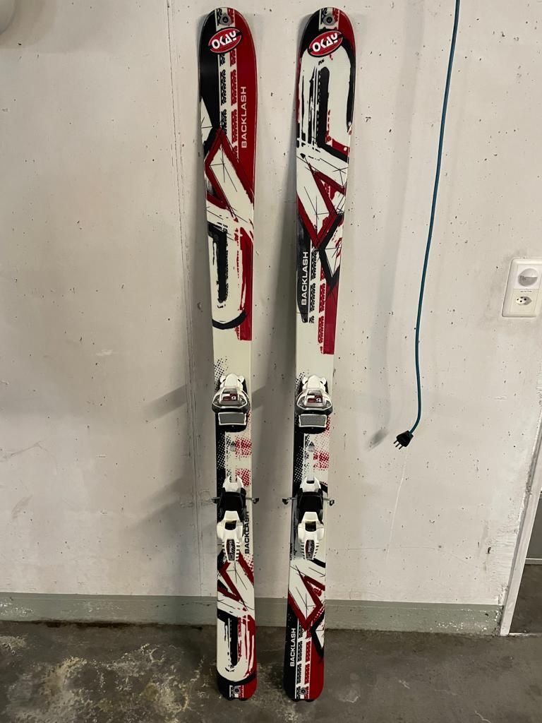 salomon alpha ski boots S/Pro 130 2026 and a snug fit Color::Blue/Silver K2 SuperFree Ladies Skis International:26L