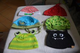 TAILLE 62 - 6 BABY MUTZE - (A)