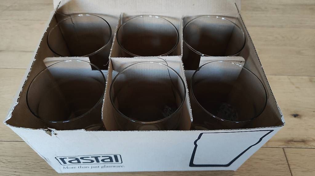 Bicchieri: 6 Bicchieri birra Menabrea – Nuovo e nell'imballaggio originale da Lugano venduto da claudio.luga 2
